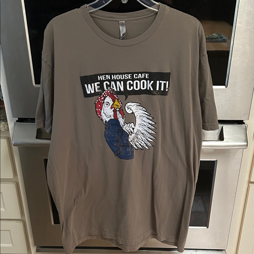 Next Level Apparel Taupe 2XL T-Shirt lightweight and soft fabric.